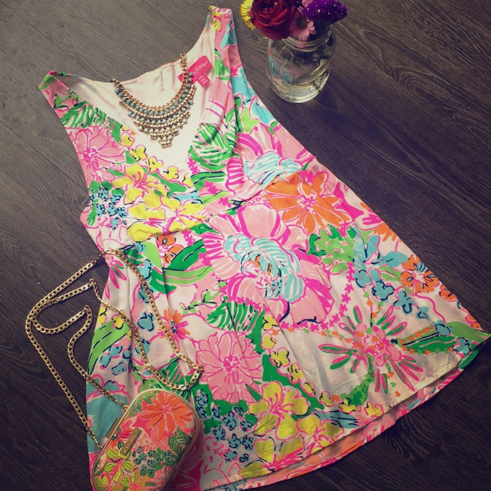 NWOT Lilly for Target Nosie Posey Tank Top - M